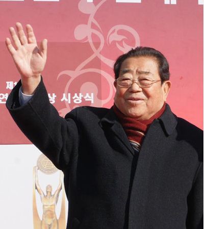 송해 실제 나이 "방송 나이보다 2살 많은 89세"