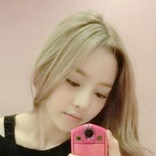 ▲구하라거울셀카(사진=구하라트위터)
