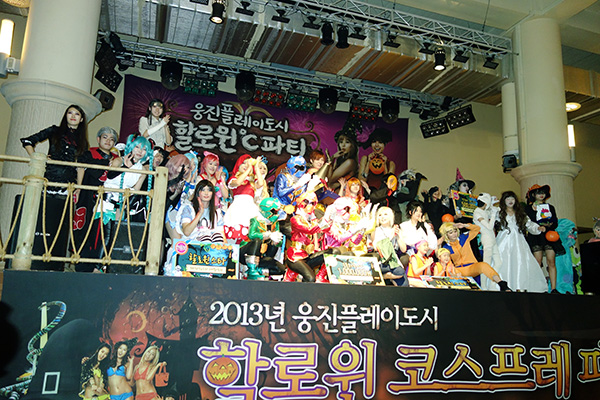 ▲할로윈코스프레파티참가코스어들