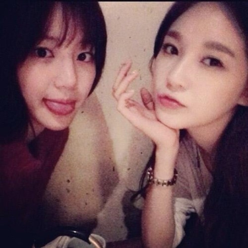 ▲강민경이유비(사진=강민경트위터)