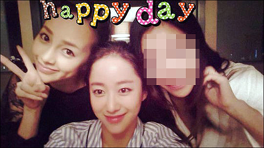 ▲아유미전혜빈절친인증샷(사진=아유미SNS)