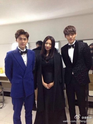 ▲박신혜김우빈이역봉