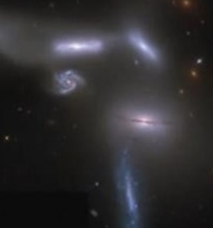 ▲충돌앞둔4개은하(사진=NASA제공)
