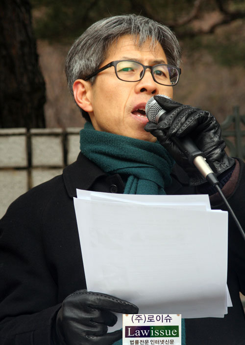 ▲규탄발언하는권영국변호사