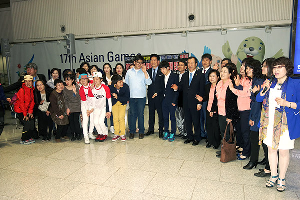 ▲세계자폐인의날기념로비정오음악회