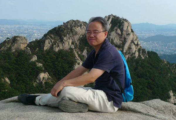 ▲홍성태상지대문화콘텐츠학과교수(사진=페이스북)