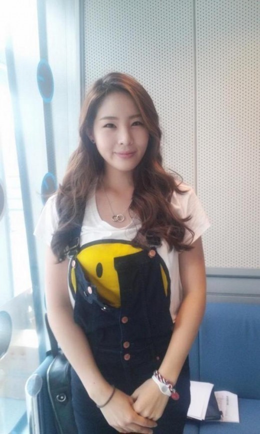 ▲신수지(사진=파워FM'김창렬의올드스쿨'공식SNS)