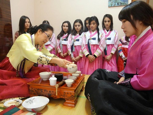 "다도에 '푹'"..아제르바이잔 한국 차(茶)문화에 반하다