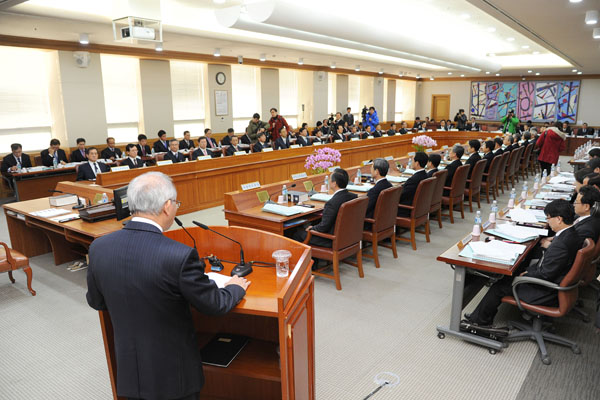 ▲전국법원장회의에서인사말을하는양승태대법원장(사진제공=대법원)