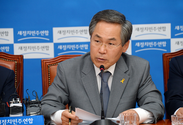 ▲변호사출신우윤근새정치민주연합원내대표(사진=새정치민주연합)