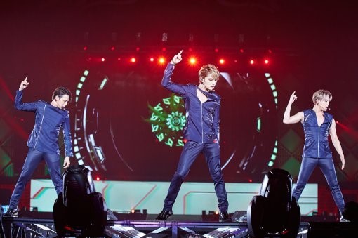 jyjjyjjyj