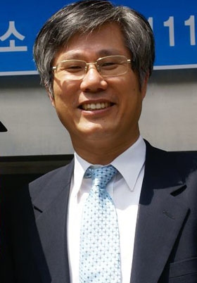 ▲송오식전남대법학전문대학원교수(사진=페이스북)