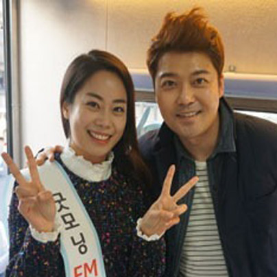 이하나 리포터 '봄맞이 팬들 위해..찍어드림!'