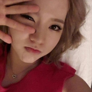 써니 열애설, ‘안녕 나야!’…초근접 셀카