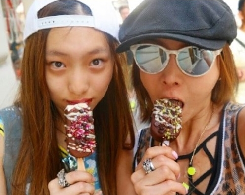 ▲사진=황신혜SNS