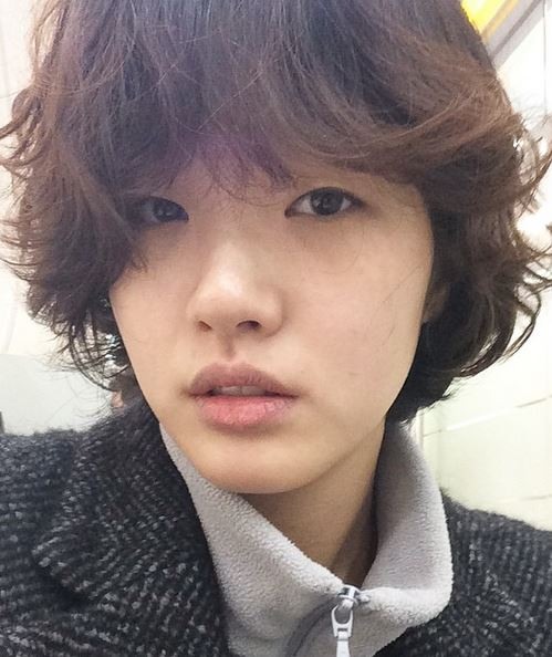 김고은, 보이시한 매력 드러낸 '단발머리 펌' 눈길