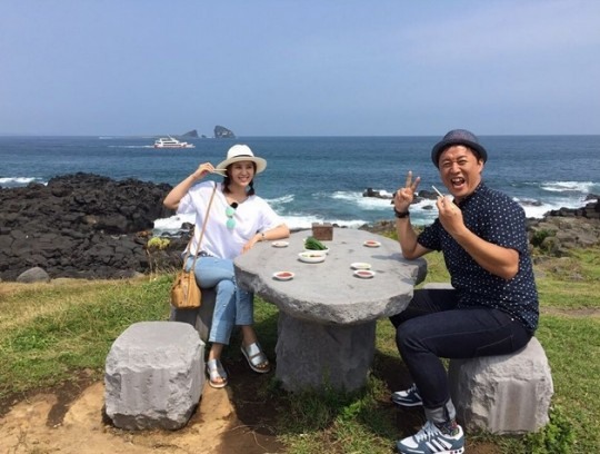 무한도전 정준하, 박지윤과 제주도 인증샷...'제주도 왜 갔지?'