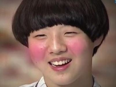 유승우, 순수한 매력 풍기는 과거 모습 '눈길'...눈웃음까지?
