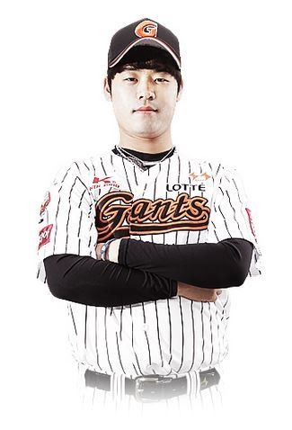 이성민, SNS 접속 논란에 중징계 "정말 죄송하다"