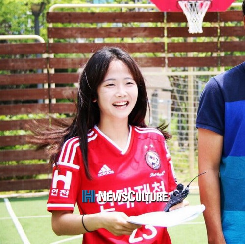 이민아, 청순한 일상 모습 '눈길'...활짝 웃고 있는 모습 보니?