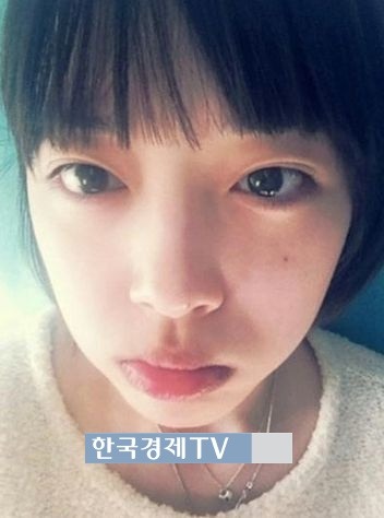 설리 에프엑스 탈퇴, 멍때리는 초근접 셀카에도 불구…투명피부