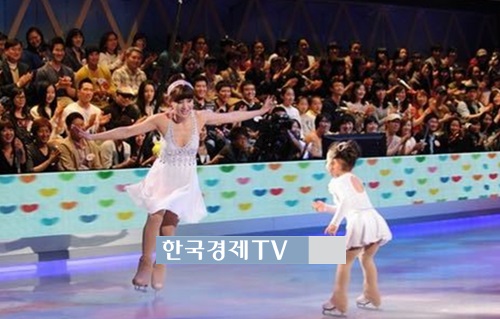 이아현, 몸매 드러낸 채 피겨 도전 '40대 김연아?'