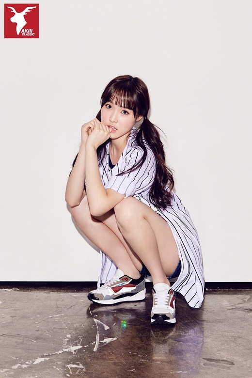 여자친구 오늘부터 우리는 공개, 유주 화보 보니 '핫팬츠 입고...'