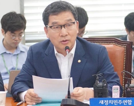 ▲신정훈새정치민주연합의원(사진=페이스북)