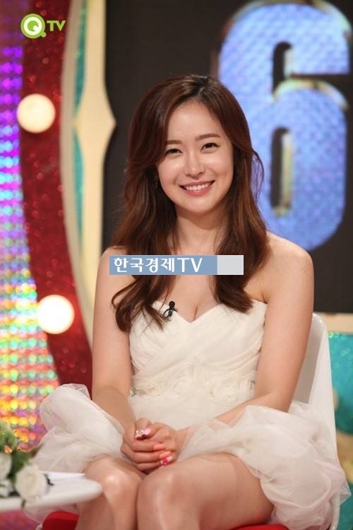 유소영, '쓸데없이 가슴이 너무 커 상의가 붕 떠?'