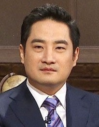 디스패치, 강용석 불륜설 입증할 사진 있다?