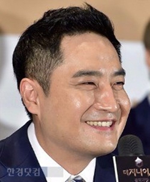 강용석 모든 방송 하차, "의혹들은 법정에서 말끔히 해소"