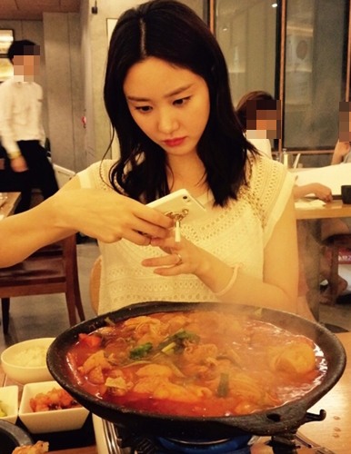 한그루, 파워블로거로 변신?…'그루그루 다이어리' 눈길