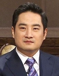 강용석 모든 방송 하차, "법정에서 말끔히 해소할 것"