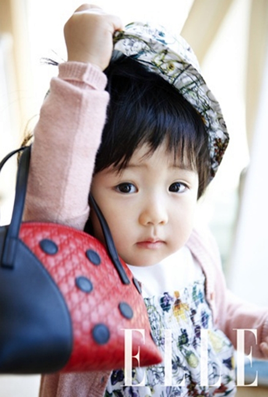 사임당 이영애 딸, 엄마 쏙 빼닮은 외모 '화제'...인형 아냐?