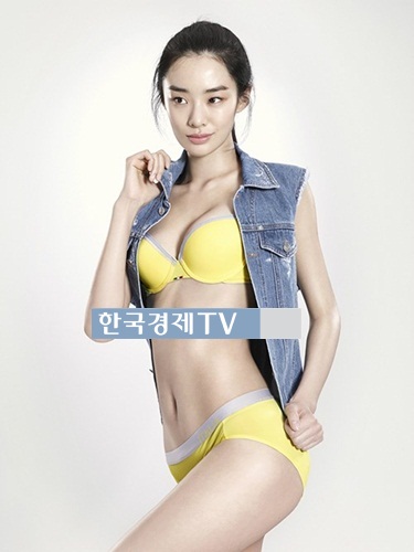 스테파니리, 속옷 화보 재조명 '눈길 강탈'