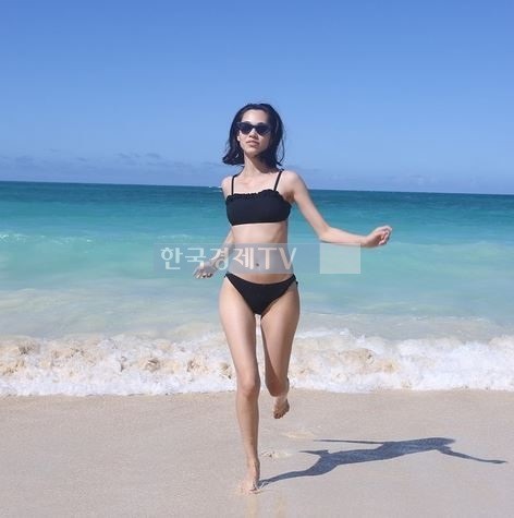미즈하라 키코, 시선강탈하는 비키니 몸매 보니?