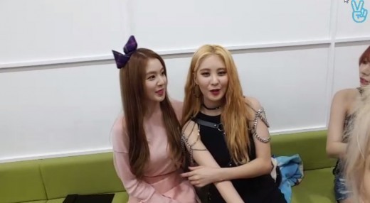 ▲사진=네이버V앱캡처