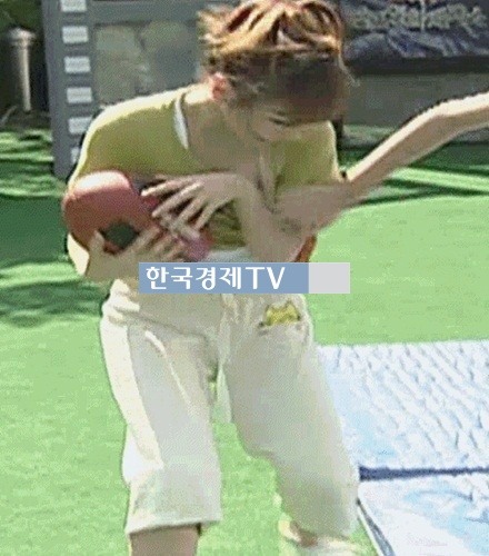 임재범 태연 호흡, ‘그녀의 가슴을 잡아 챈 손길은?’