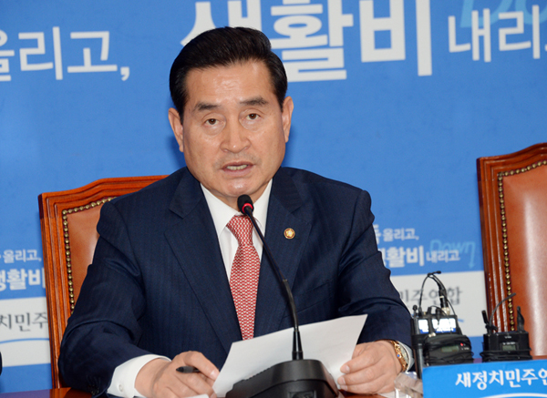 ▲이윤석새정치민주연합의원(사진=의원실)