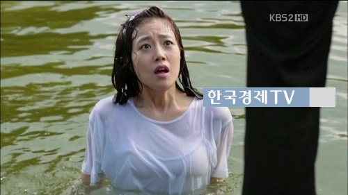 이진욱 문채원 호흡, ‘흠뻑 젖은 그녀…방송보다 남심 벌떡’