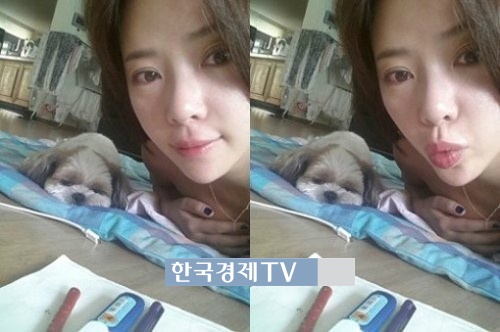 그녀는 예뻤다 황정음, ‘상의를 안 입은 듯? 손에 눈이가네’