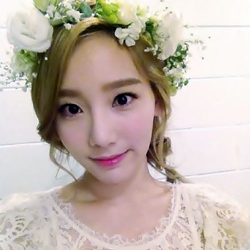 태연 첫 솔로 콘서트, 각도를 무시한 그녀…아테네 女神인 줄’