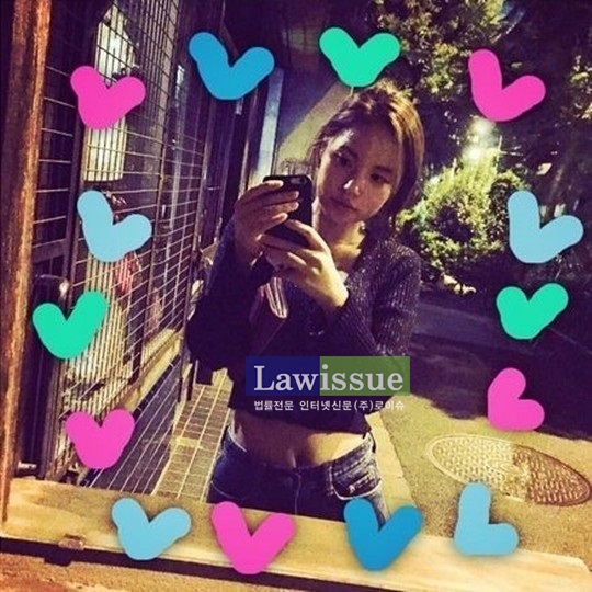 개인주의자 지영씨 민효린, 탄탄 복근+하트 이모티콘 셀카 속 모습 보니 '반할 수 밖에 없을 정도'