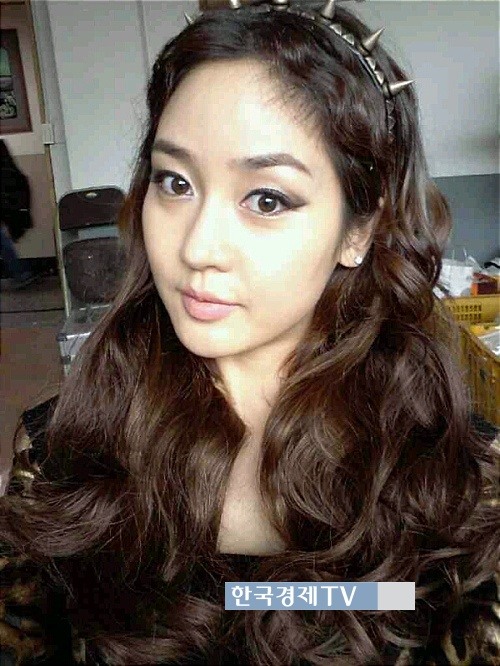 김성균 성유리 호흡, ‘긴 웨이브…도도한 표정 여성미 폭발!’