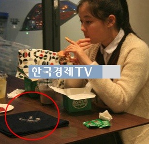 비밀 김유정, 틀니 소동…제가 틀니를 한다고?? 무슨 소동?