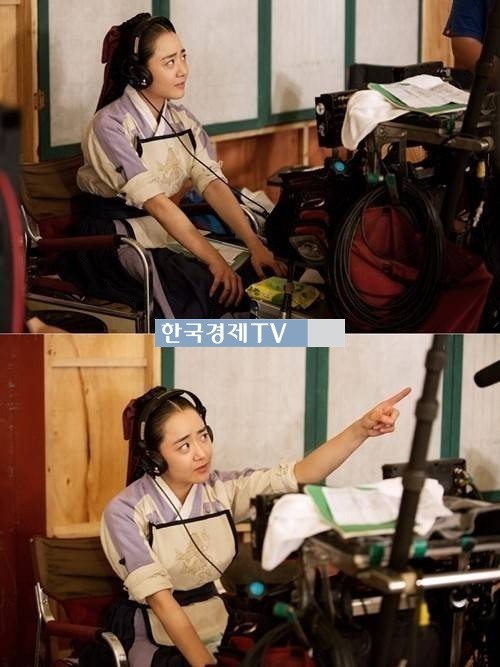 육성재 문근영 입맞춤, ‘스태프로 변신한 문근영 모습보니…완전 빙의수준?’
