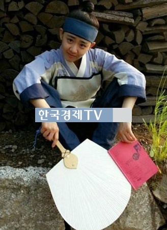 육성재 문근영 입맞춤, ‘문근영 허세로운 사진…허세가 줄줄’