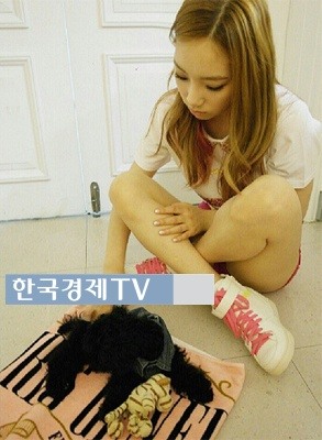 태연 I, ‘핫팬츠 입고 수수한 모습임에도 아찔…시선고정’