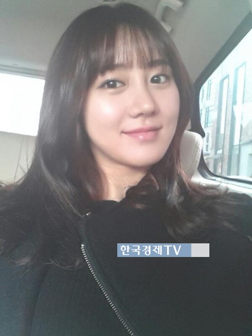 한그루 가족사, ‘앞머리 자르고 스케줄 가는 그녀 룰루랄라~’