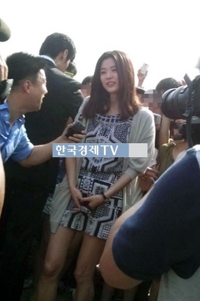 임신 6개월 전지현, ‘3년 전 해운대에서 만났는데…여신이네?’
